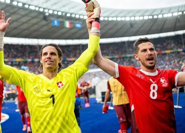 Thụy Sĩ hạ đẹp ĐKVĐ Italia vào tứ kết Euro 2024