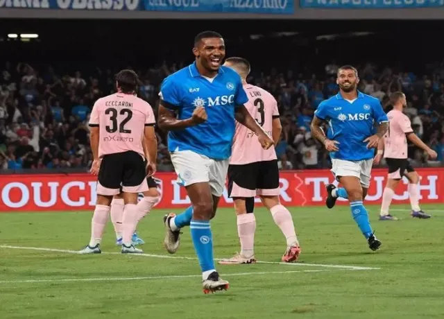 Những ngôi sao đang tỏa sáng cho Napoli