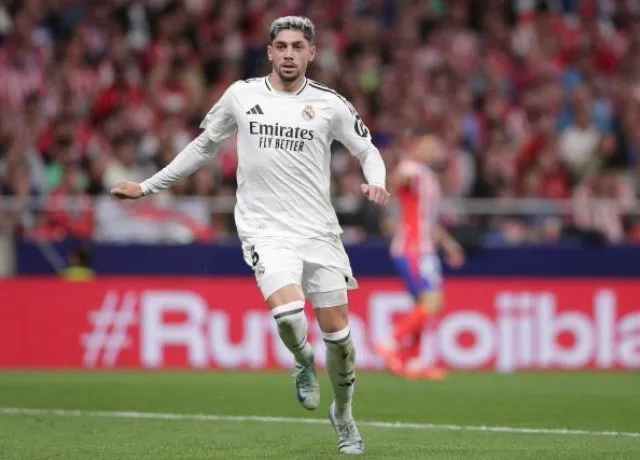 Valverde trở thành tiền vệ trung tâm số 1 của Real Madrid