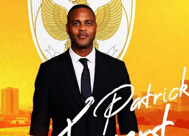 Patrick Kluivert đã chính thức được bổ nhiệm làm HLV trưởng đội tuyển quốc gia Indonesia