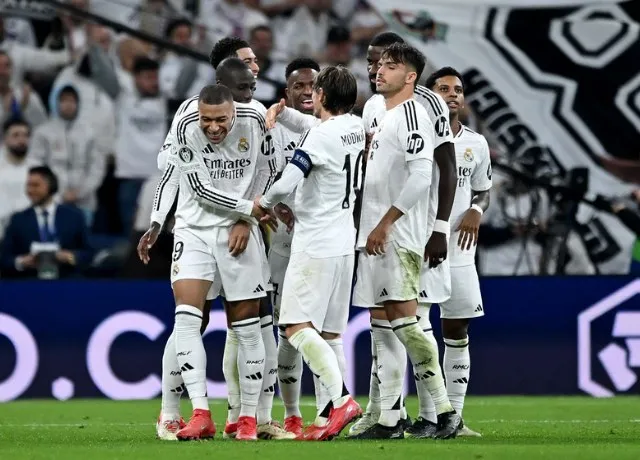 Rodrygo lập cú đúp Real thắng đậm RB salzburg 5-1