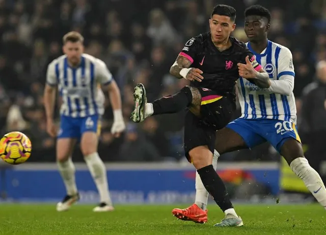 Mitoma mở tỷ số bằng khoảnh khắc thiên tài