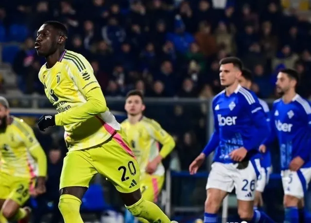 Kolo Muani đã khiến các cổ động viên Juventus bùng nổ với pha lập công đẹp mắt