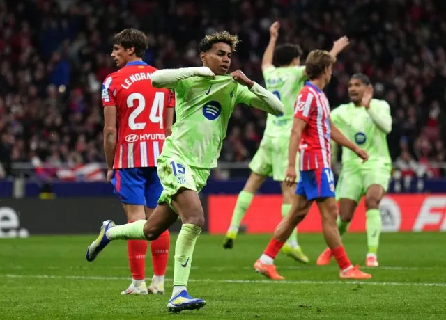 Barca lội ngược dòng kinh điển 4-2 trước Atletico Madrid