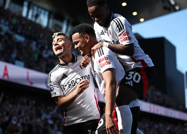 Liverpool nhận thất bại 2-3 trước chủ nhà Fulham