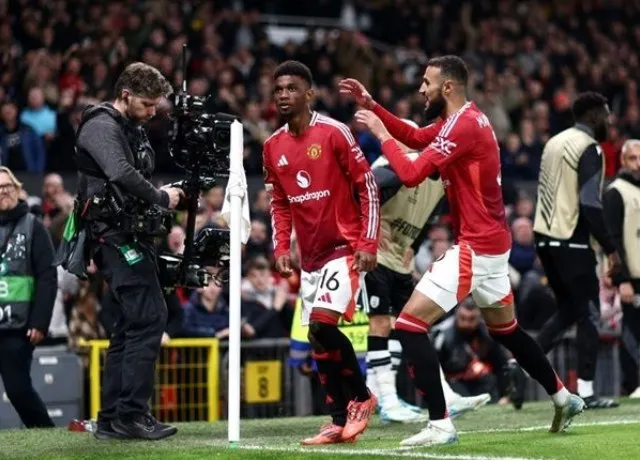 MU lội ngược dòng kinh điển 5-4 trước Lyon sau 120 phút thi đấu