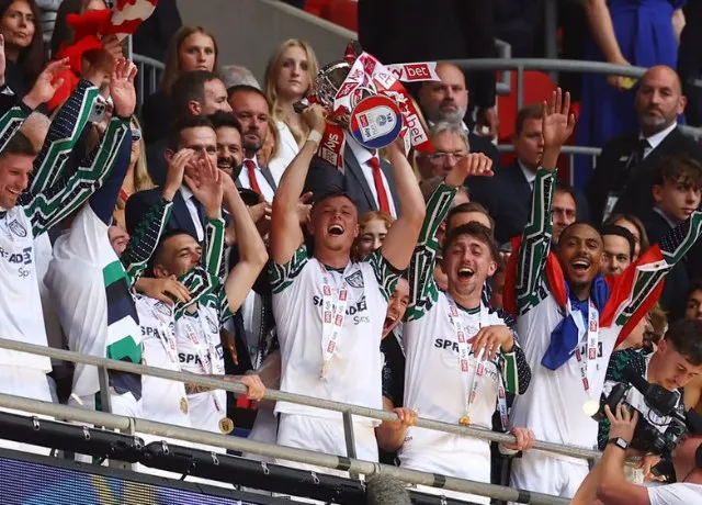 Sunderland ngược dòng 2-1 trước Sheffield giành quyền thăng hạng Premier League&nbsp;