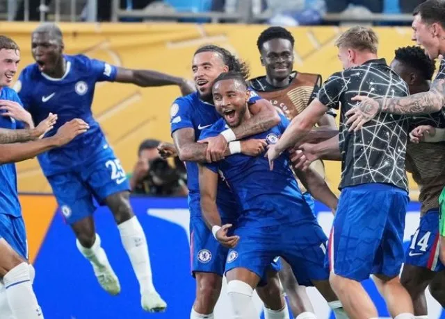 Chelsea vượt qua Benfica tỷ số 4-1 sau 120 phút thi đấu