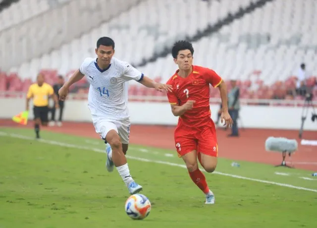 Đình Bắc giành giải cầu thủ xuất sắc nhất giải U23 Đông Nam Á