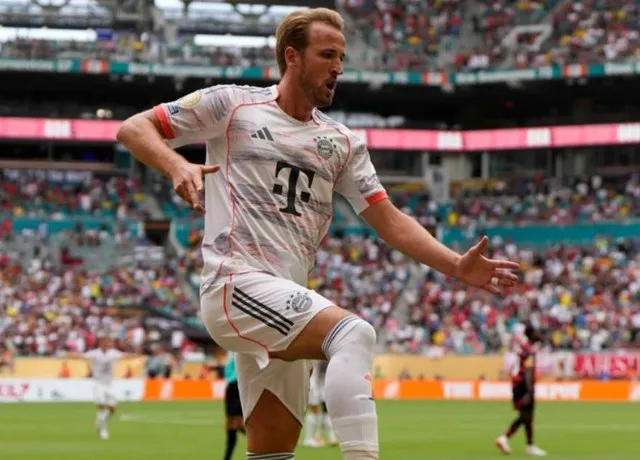 Harry Kane lập cú đúp Bayern đánh bại Flamengo với tỷ số 4-2