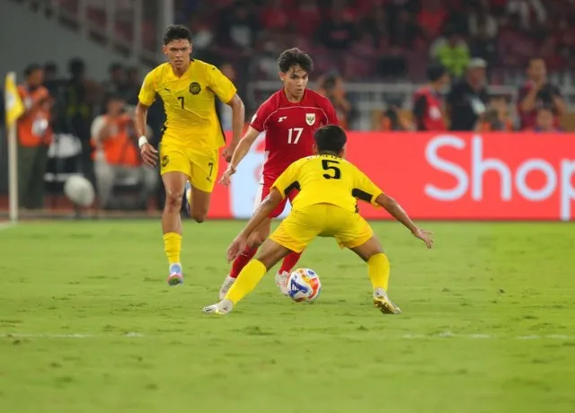 U23 Indonesia giành ngôi nhất bảng sau khi cầm hòa U23 Malaysia