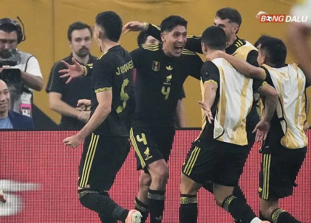 Mỹ mở tỷ số sớm, Mexico gỡ hòa đầy bản lĩnh