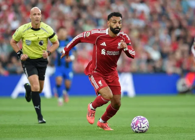  HLV Arne Slot đã giành chiến thắng kịch tính với tỷ số 4-2