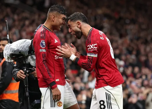 Bruno mở tỷ số bằng sự tinh quái